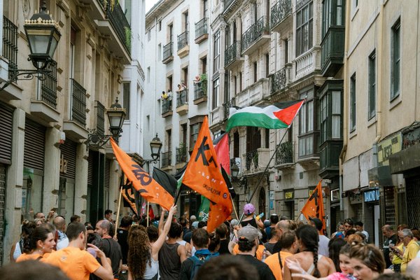 Cnarela mag : explorez les tendances de l'actualité quotidienne