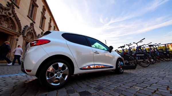 Véhicules à Niort : Choisissez la location et l'entretien simplifiés